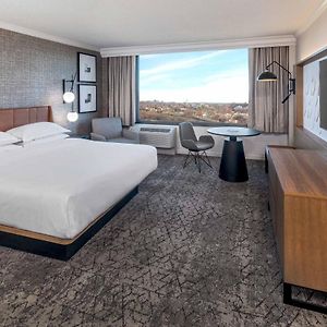 Club level Guest room 1 King Main High floor